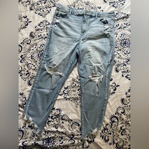 American Eagle denim capri’s